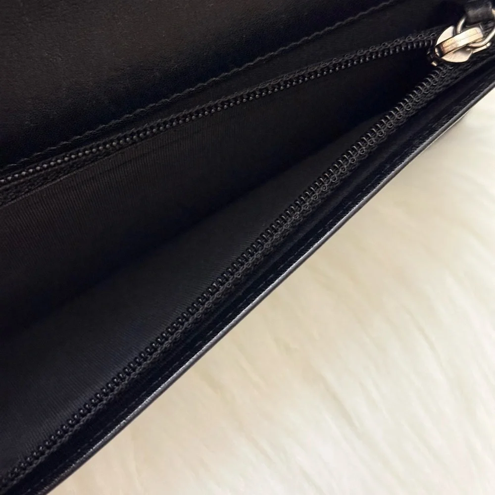 CHANEL - BICOLORE BLACK QUILTED LEATHER LONG BIFOLD WALLET